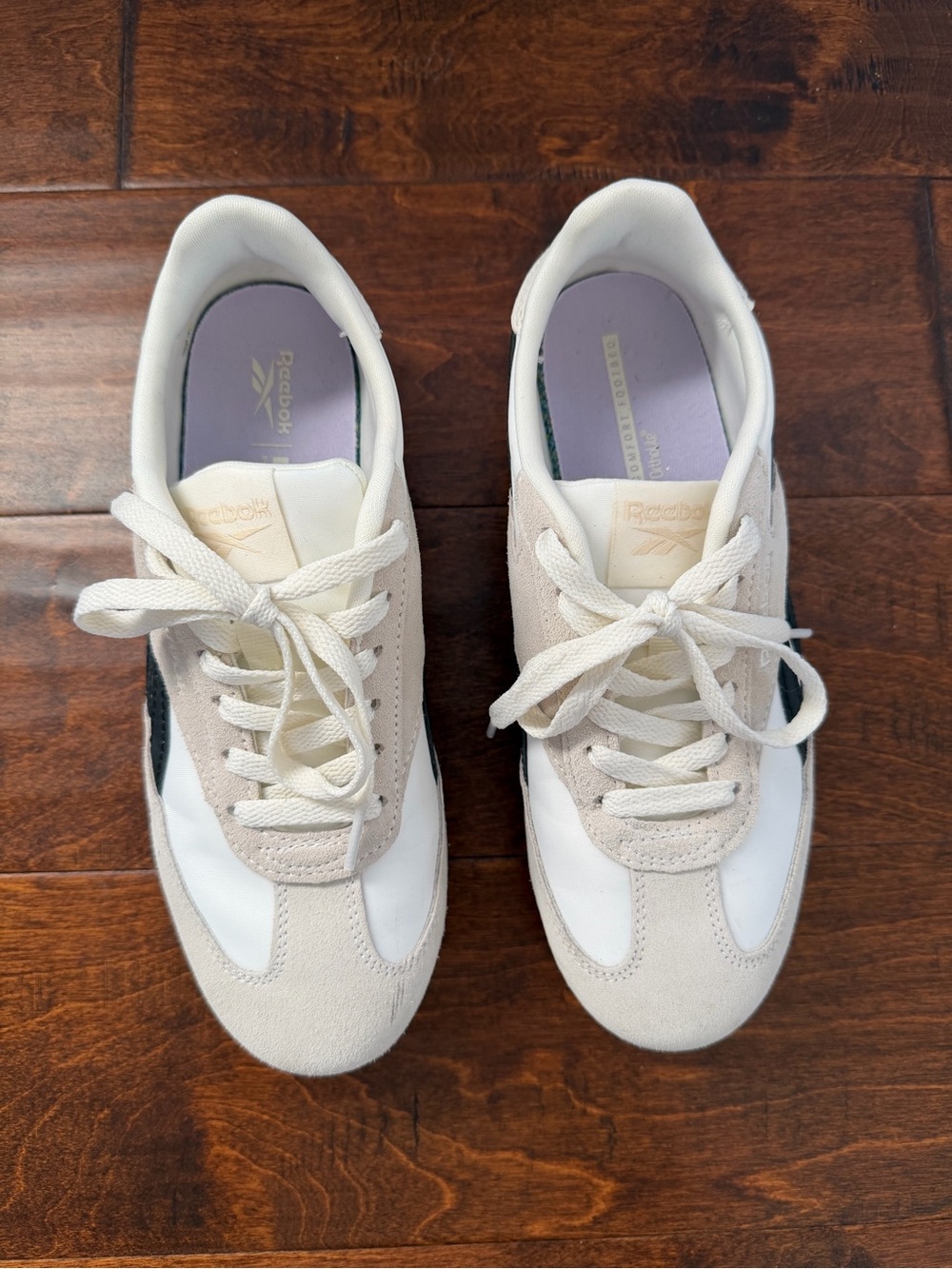 Reebok Classic Low-Profile Sneakers in Cream and Black - Picture 4 of 7